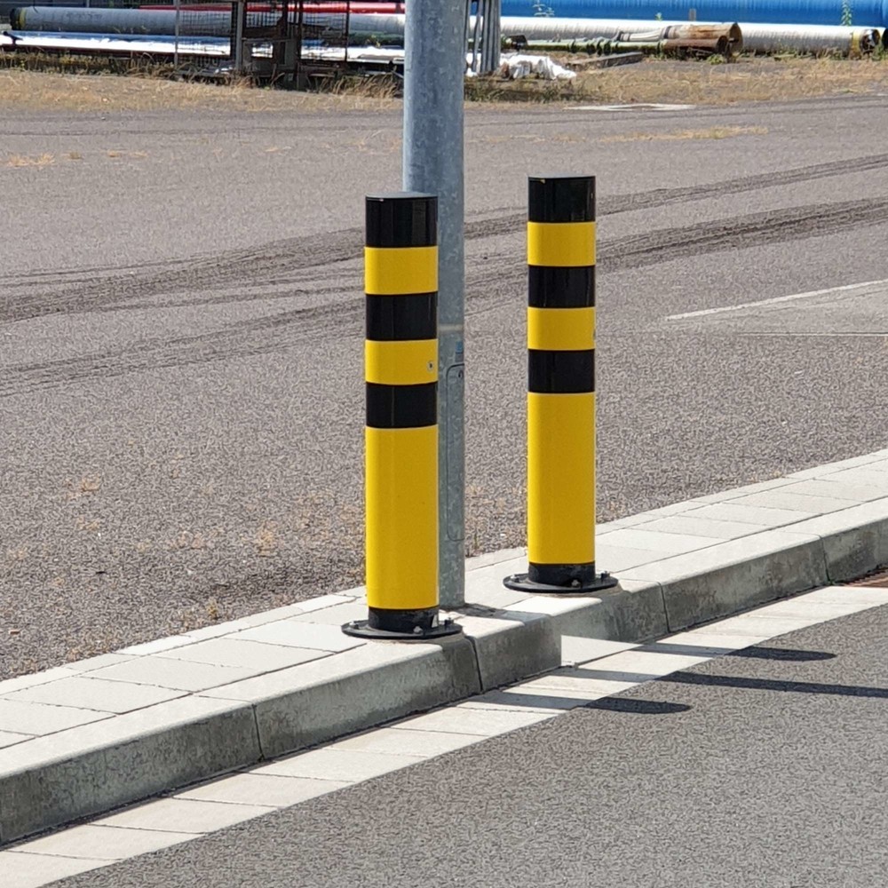 Swing impact protection bollard, outdoor use, HxØ 965 x 159 mm